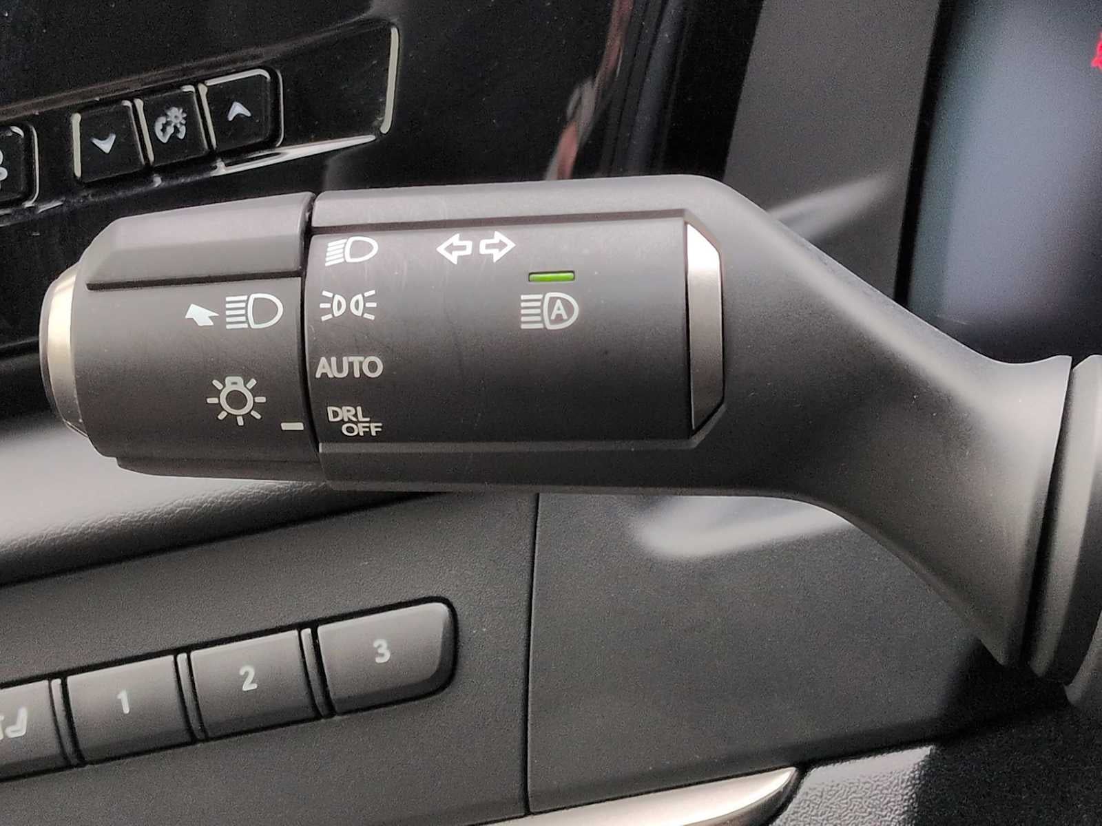 Lexus RZ 450e Premium 2025