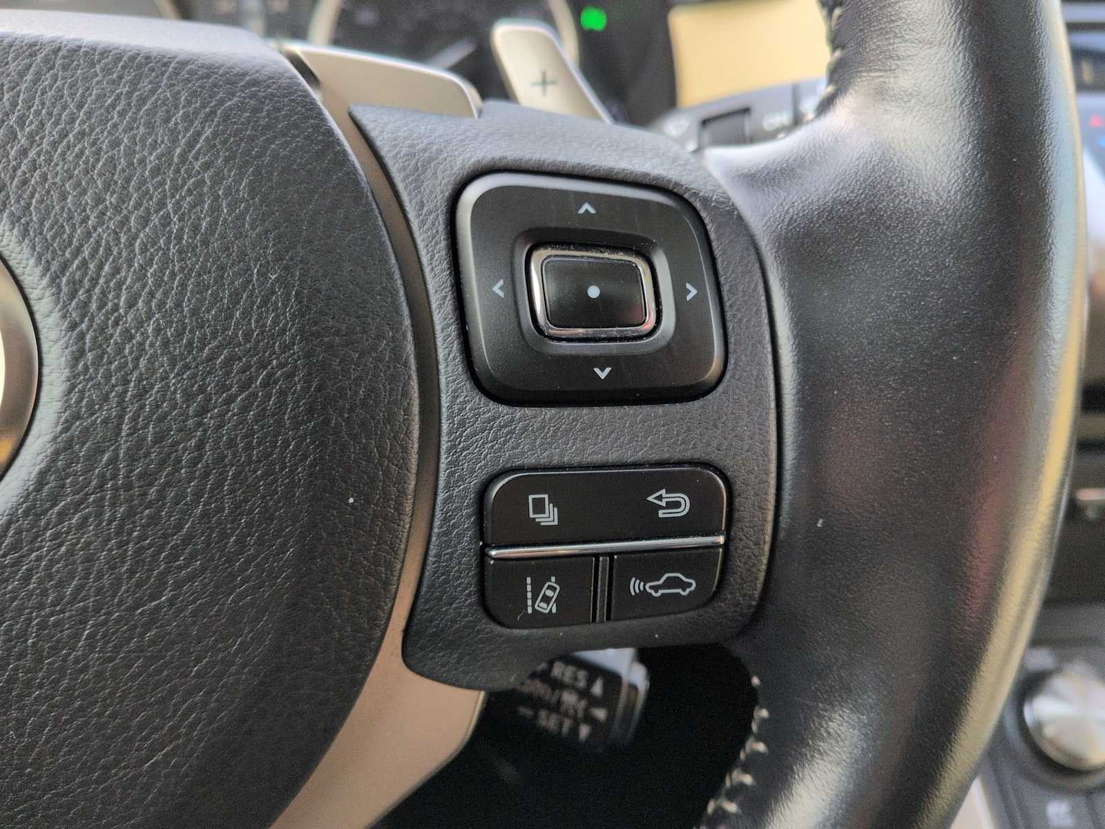 Lexus NX NX 300h 2020