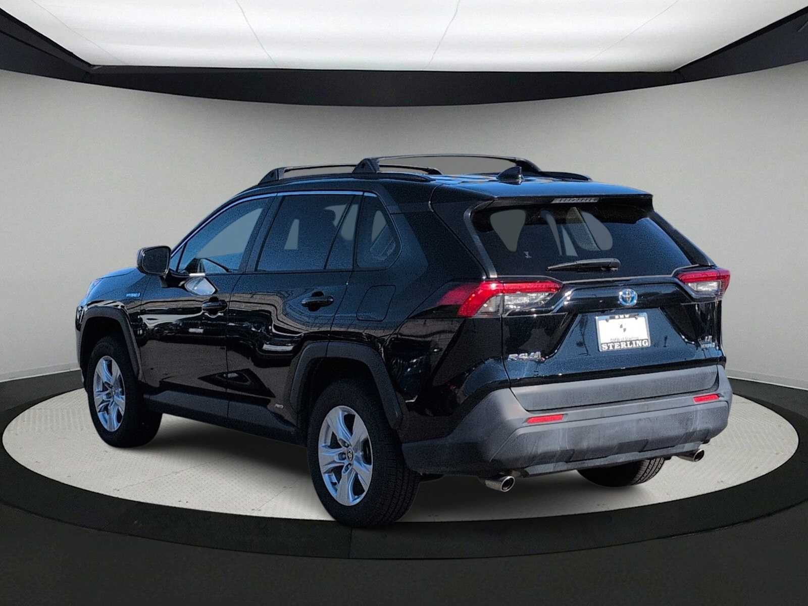 2021 Toyota RAV4 Hybrid LE