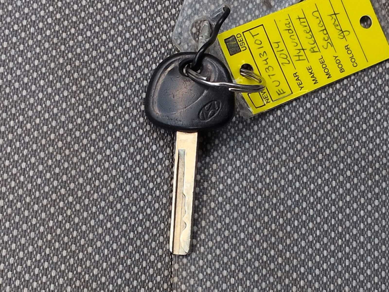 Hyundai Accent GLS 2014