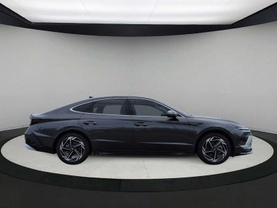 Hyundai Sonata SEL Convenience 2025