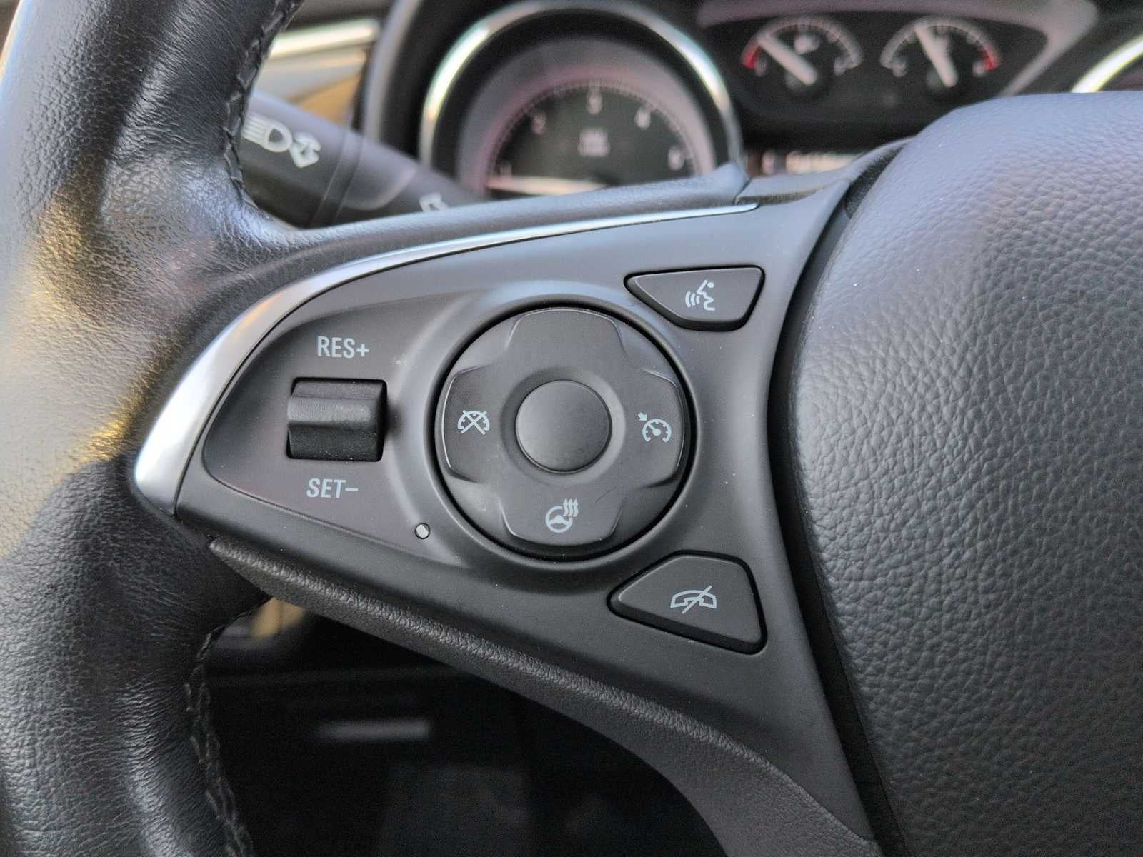 Buick Envision Essence 2019