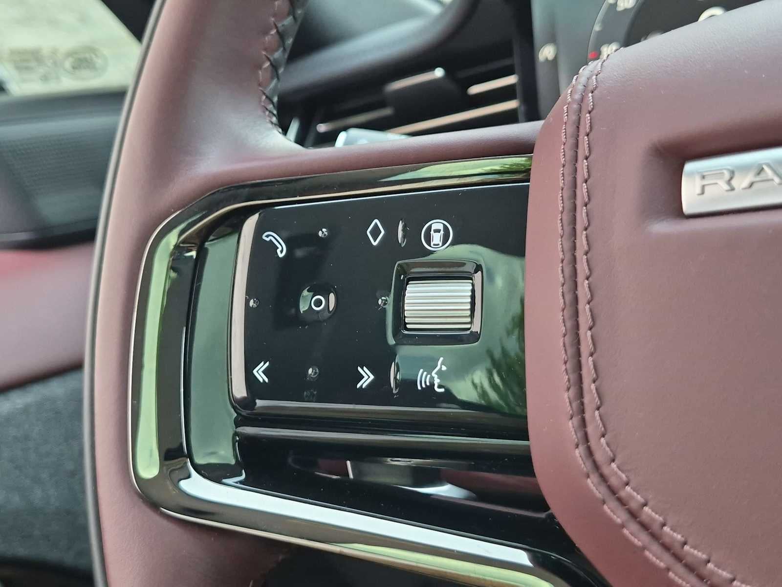 Land Rover Range Rover Sport Dynamic SE 2024