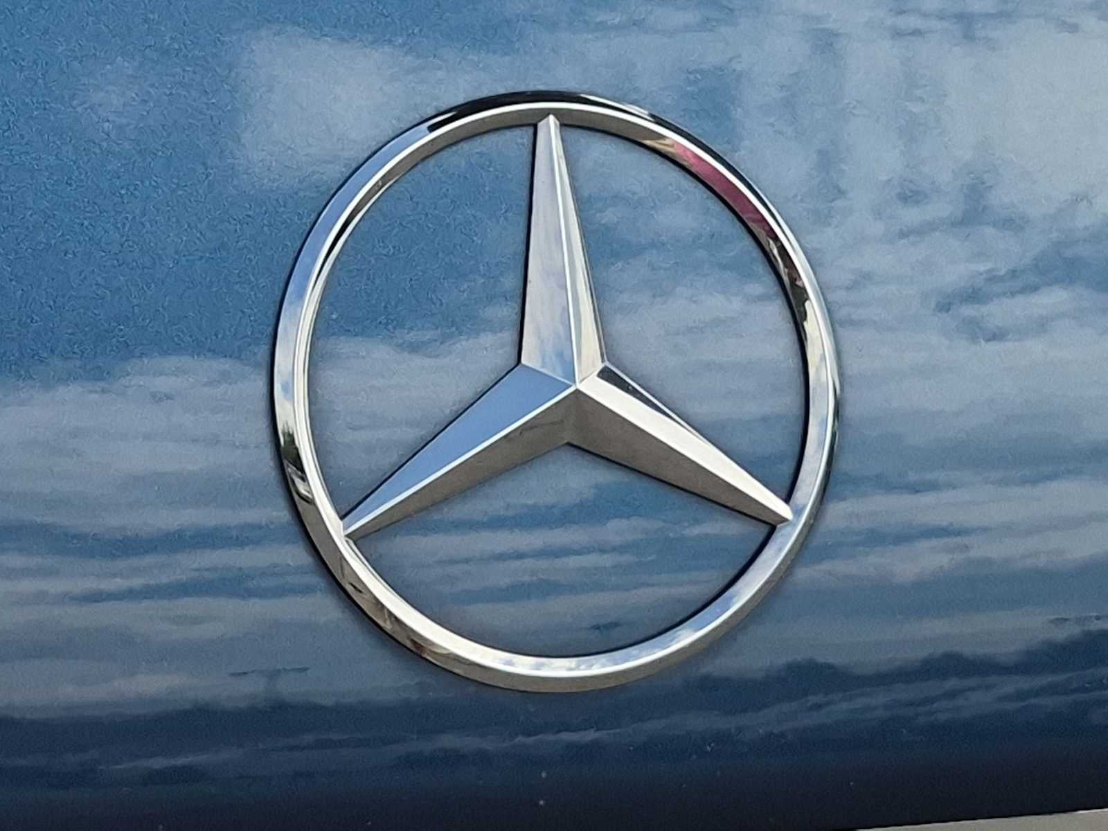 Mercedes-Benz GLB 250 2023 GLB 250
