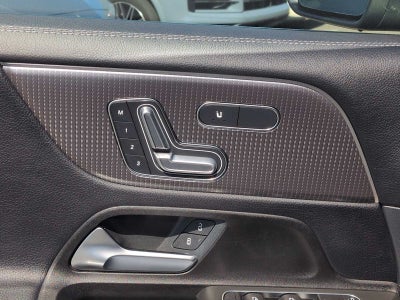 Mercedes-Benz GLB 250 2022 GLB 250
