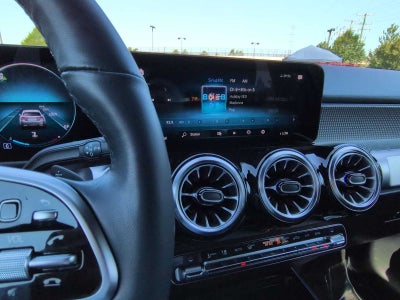 Mercedes-Benz GLB 250 2022 GLB 250