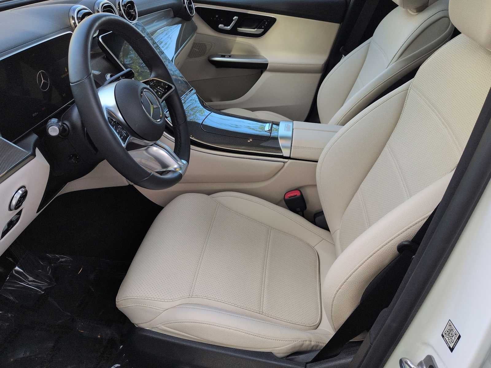 Mercedes-Benz GLC 300 2023 GLC 300