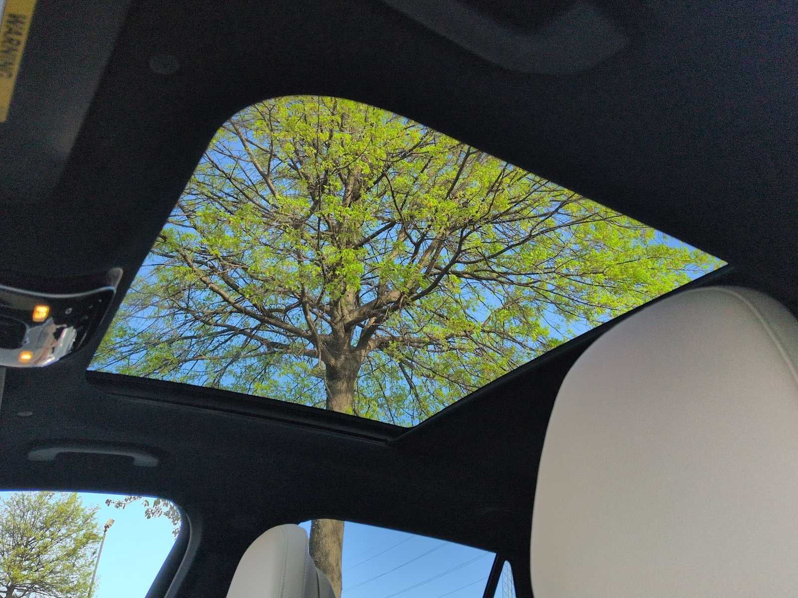 Mercedes-Benz GLC 300 2023 GLC 300