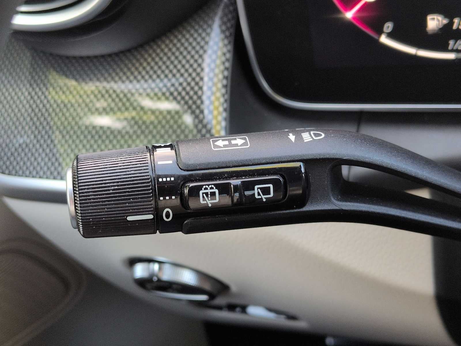 Mercedes-Benz GLC 300 2023 GLC 300