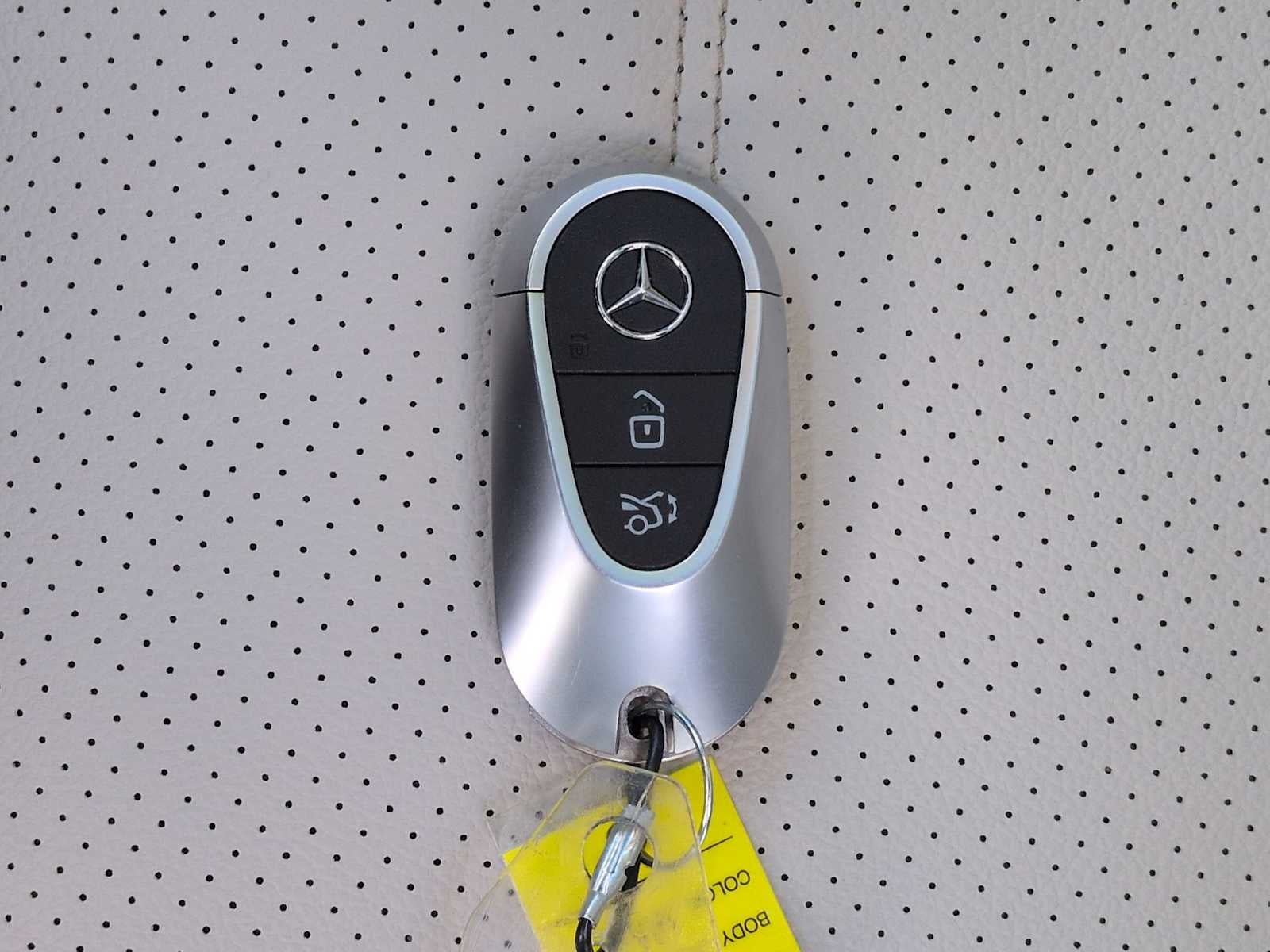 Mercedes-Benz GLC 300 2023 GLC 300