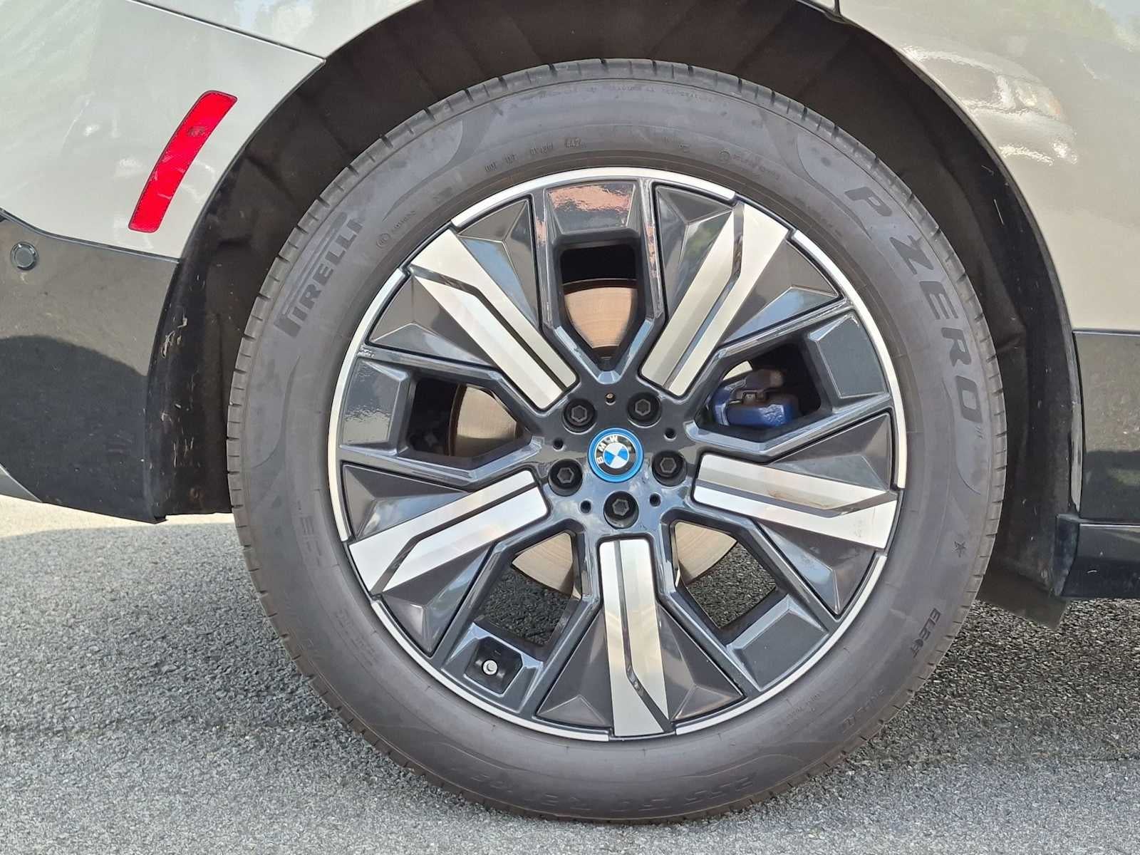 BMW iX xDrive50 2024