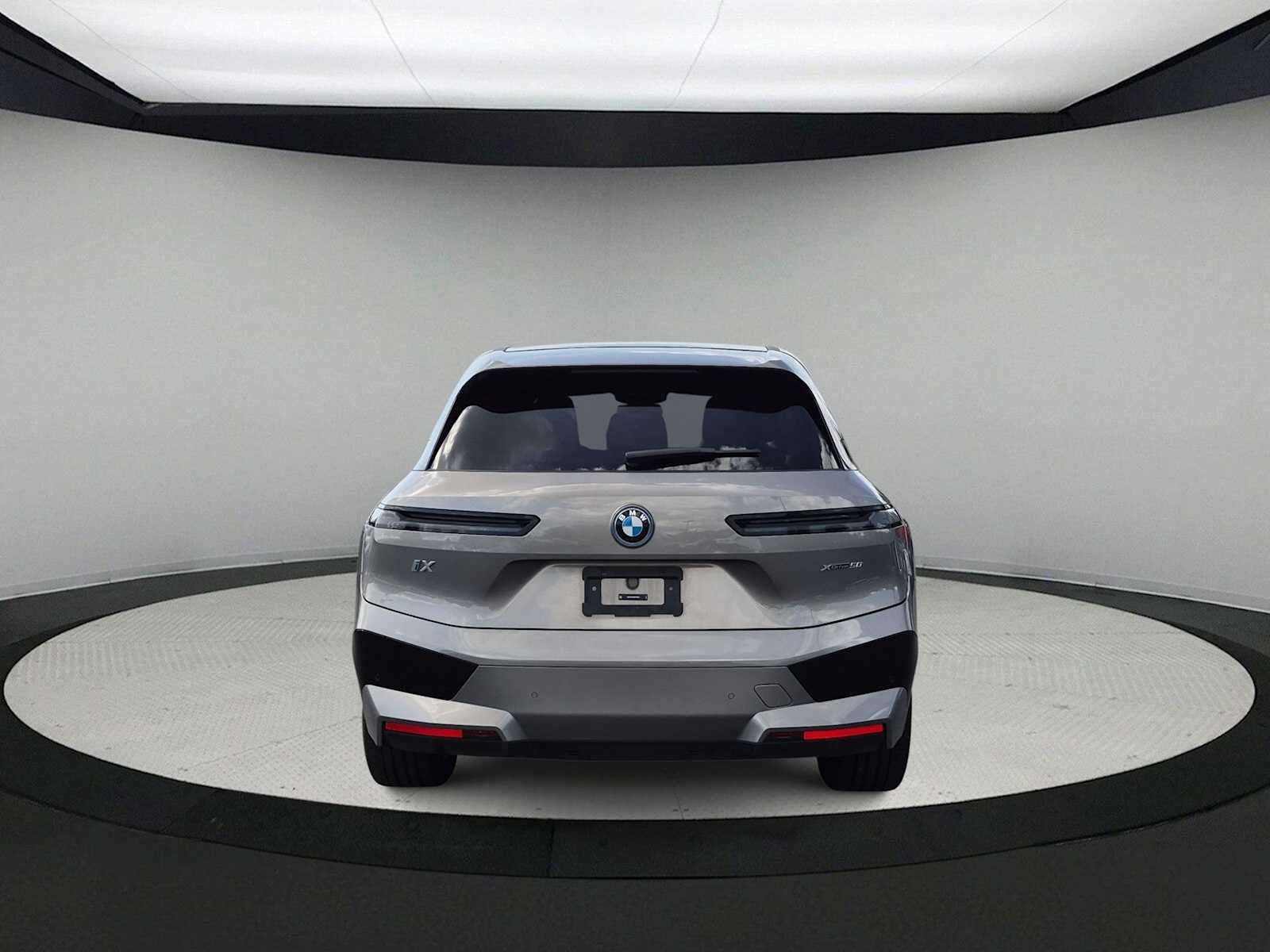 BMW iX xDrive50 2024