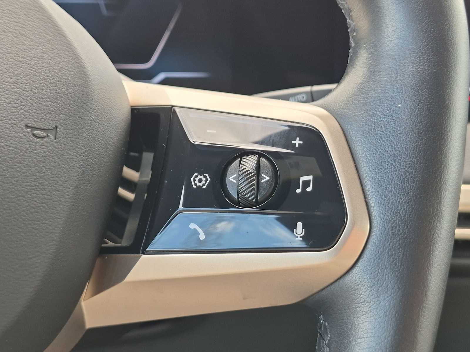 BMW iX xDrive50 2024