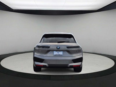 BMW iX xDrive50 2024