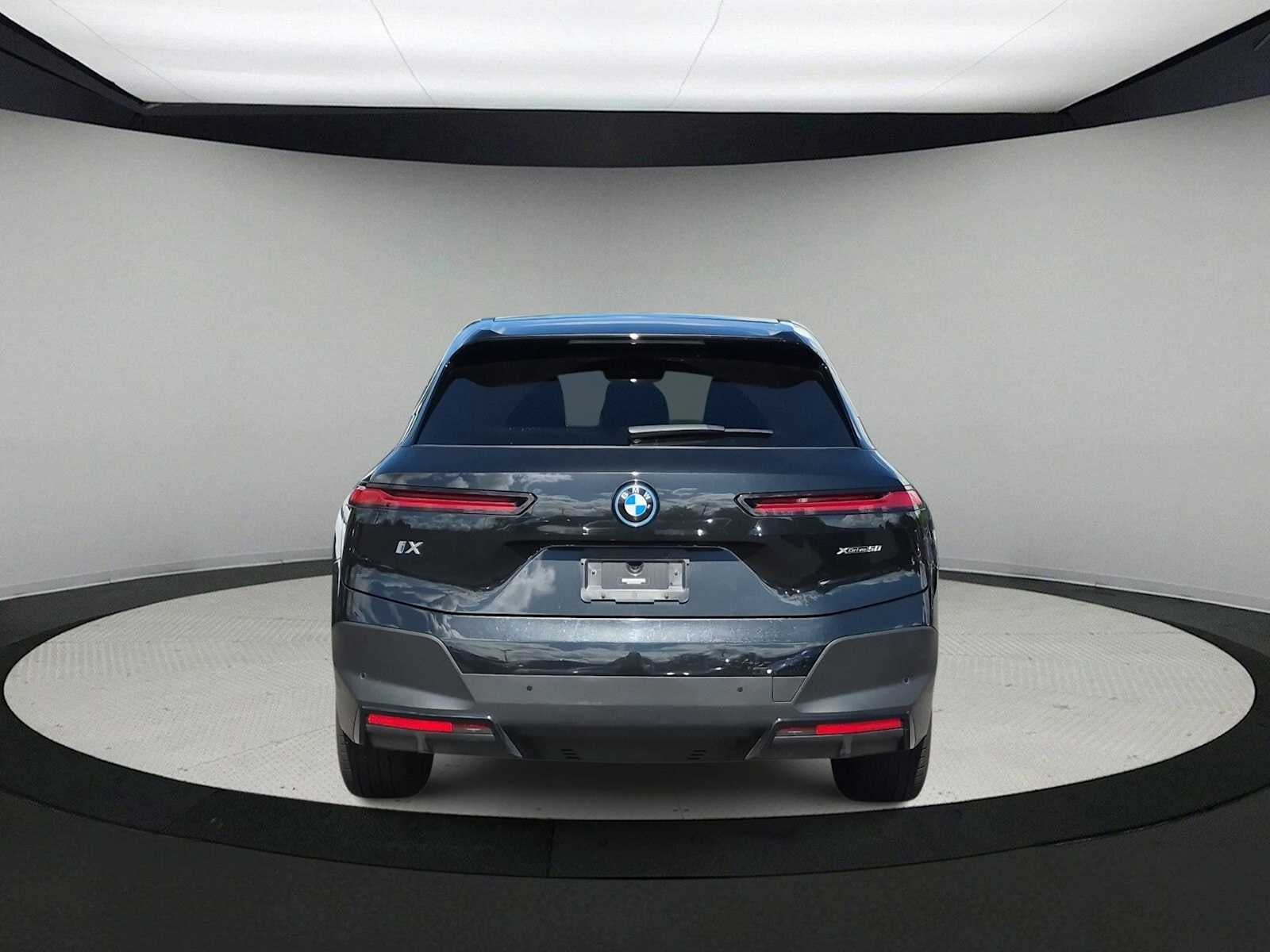BMW iX xDrive50 2024
