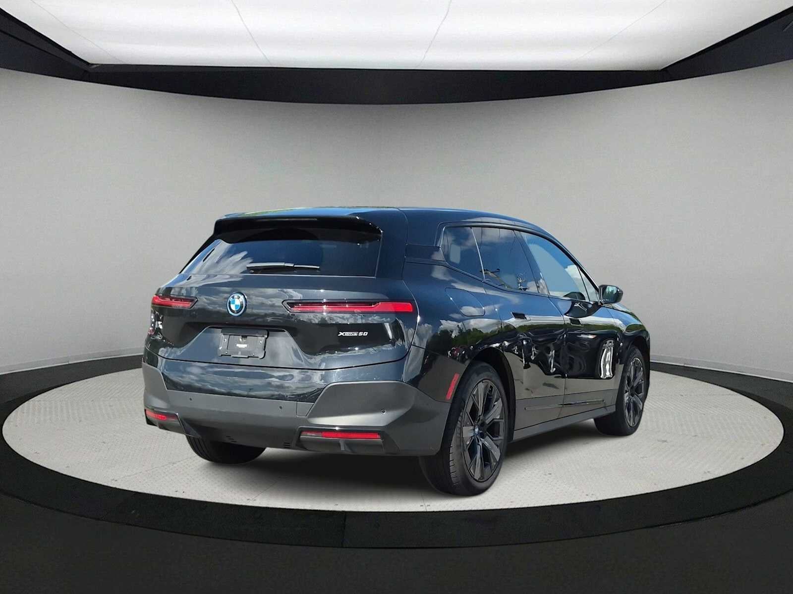 BMW iX xDrive50 2024
