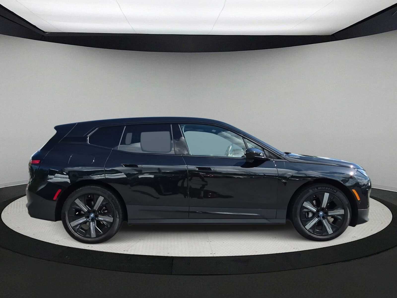 BMW iX xDrive50 2024