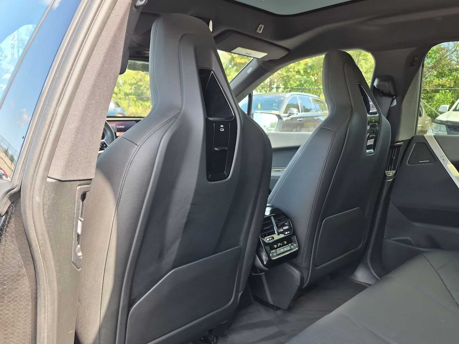 BMW iX xDrive50 2024