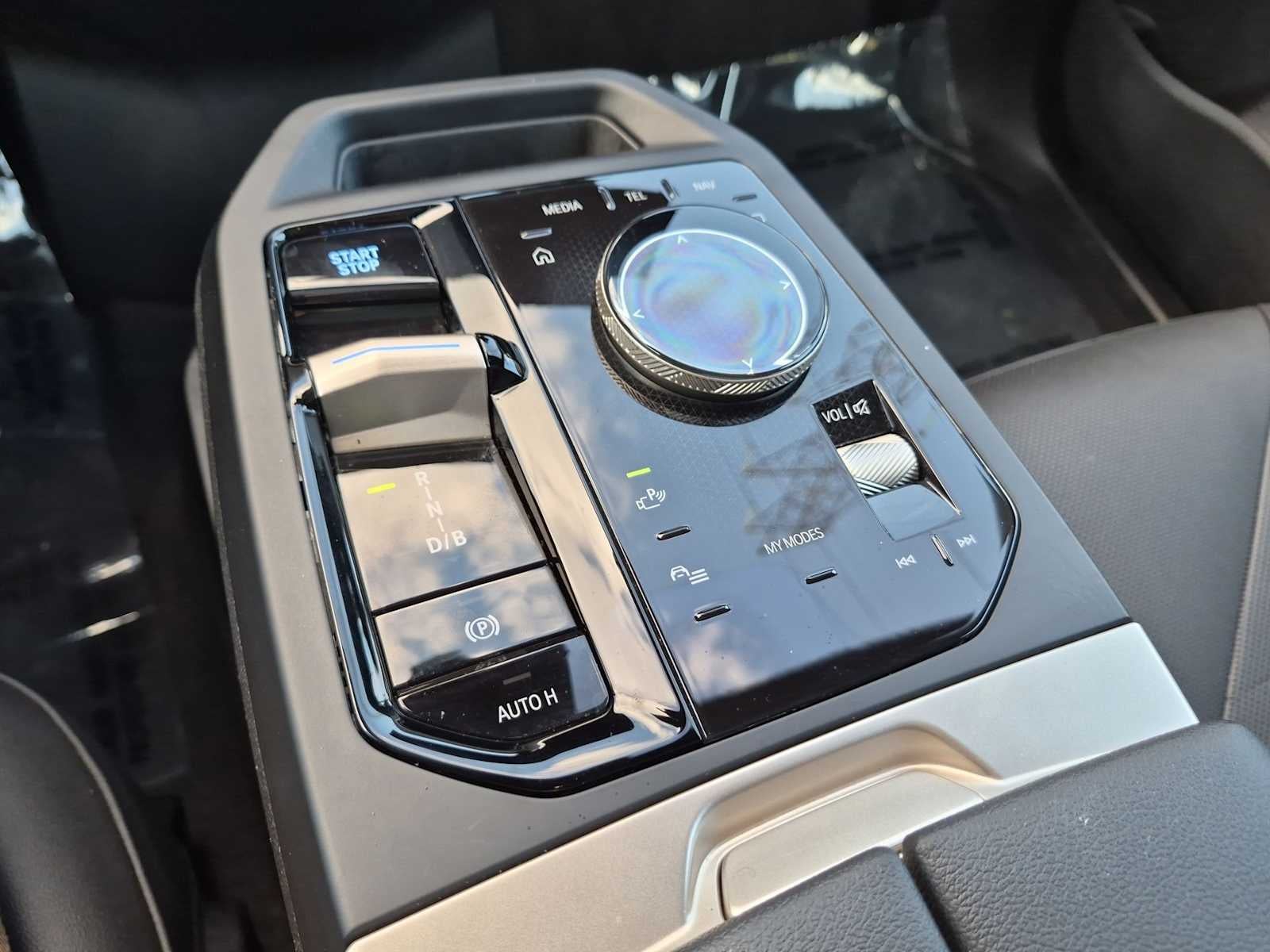 BMW iX xDrive50 2024