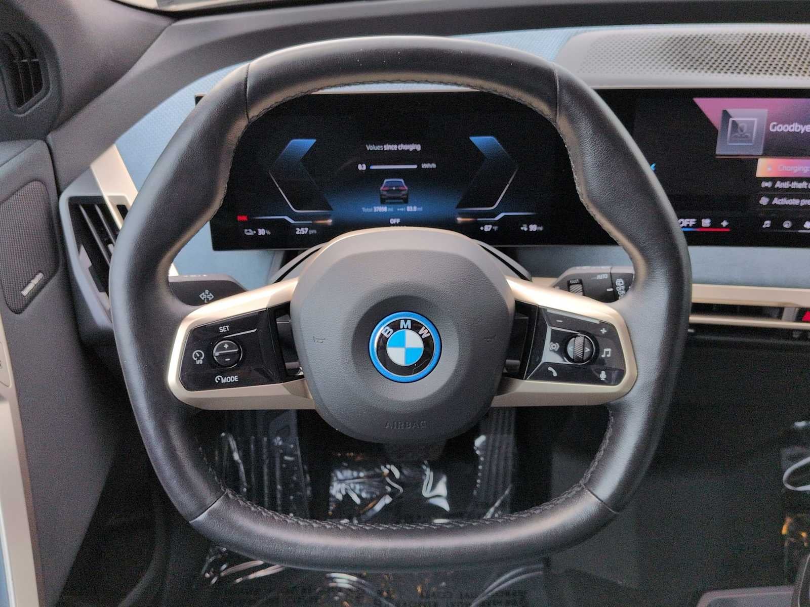 BMW iX xDrive50 2024