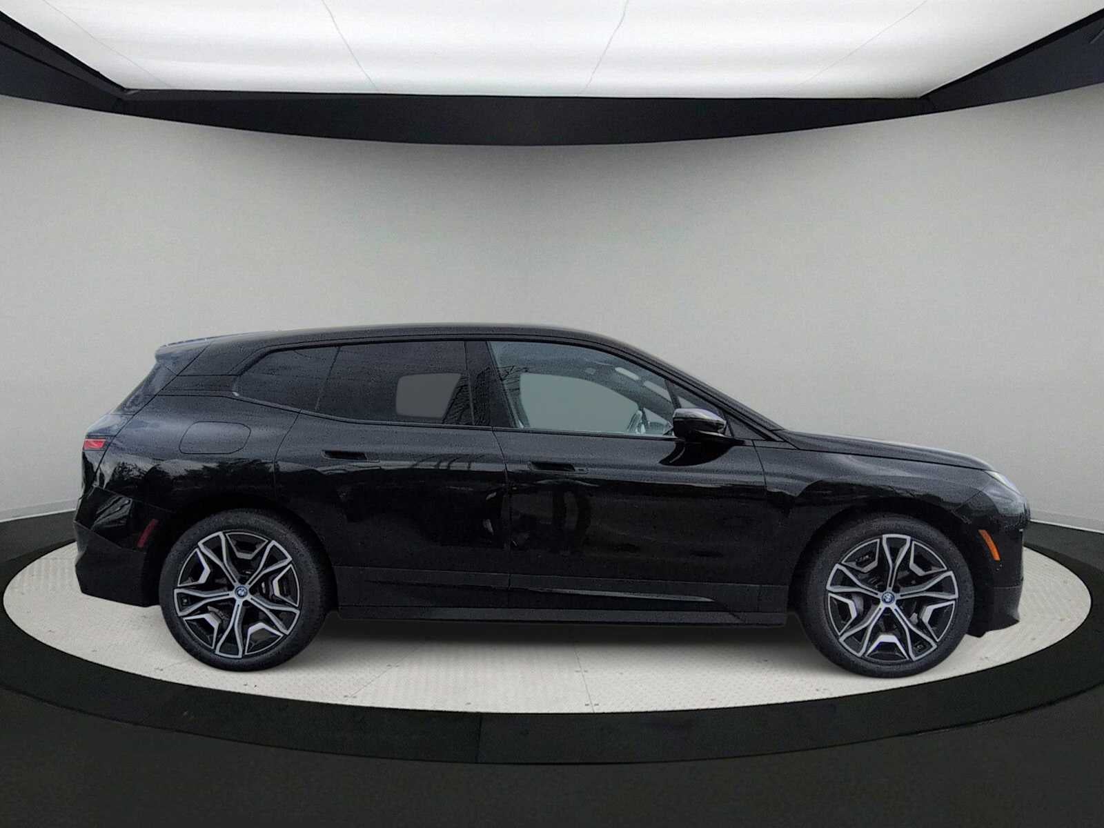 BMW iX xDrive50 2024