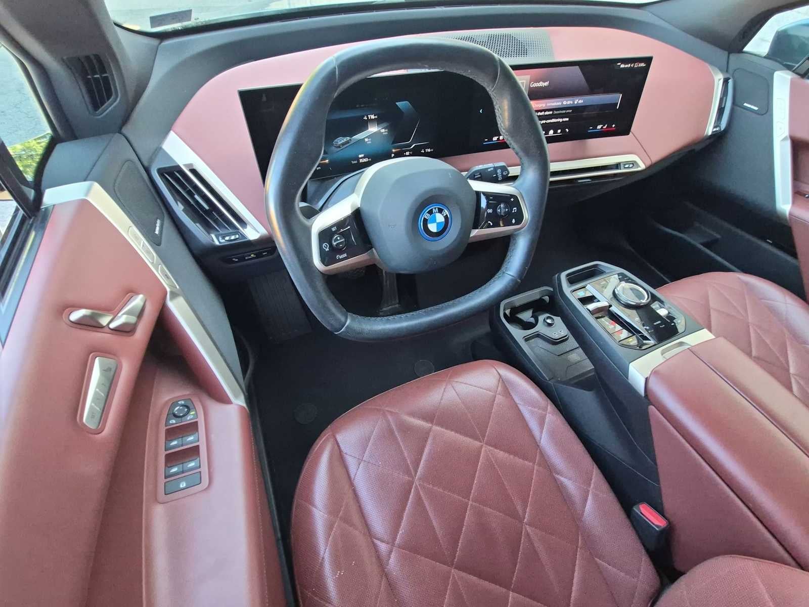 BMW iX xDrive50 2024