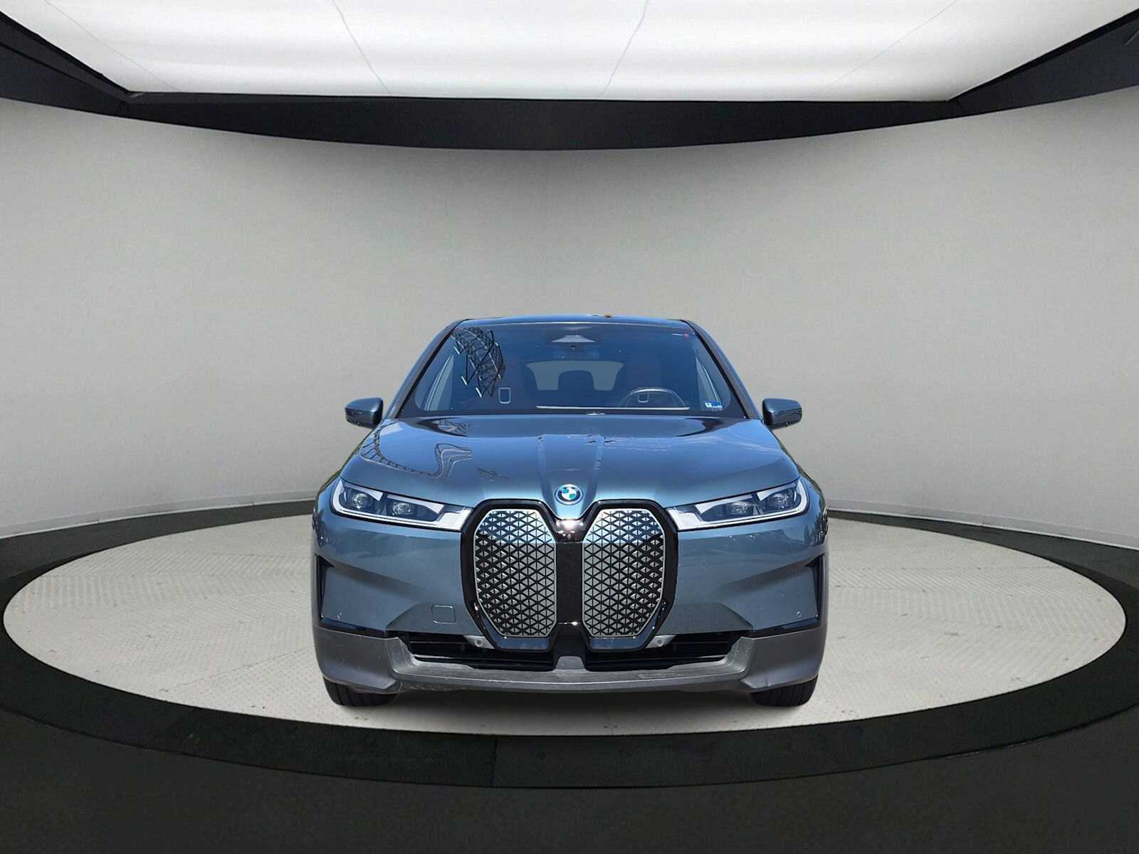 BMW iX xDrive50 2024