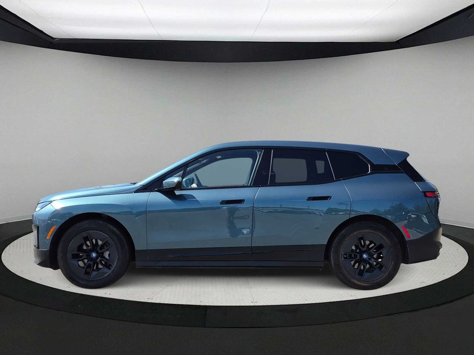 BMW iX xDrive50 2024