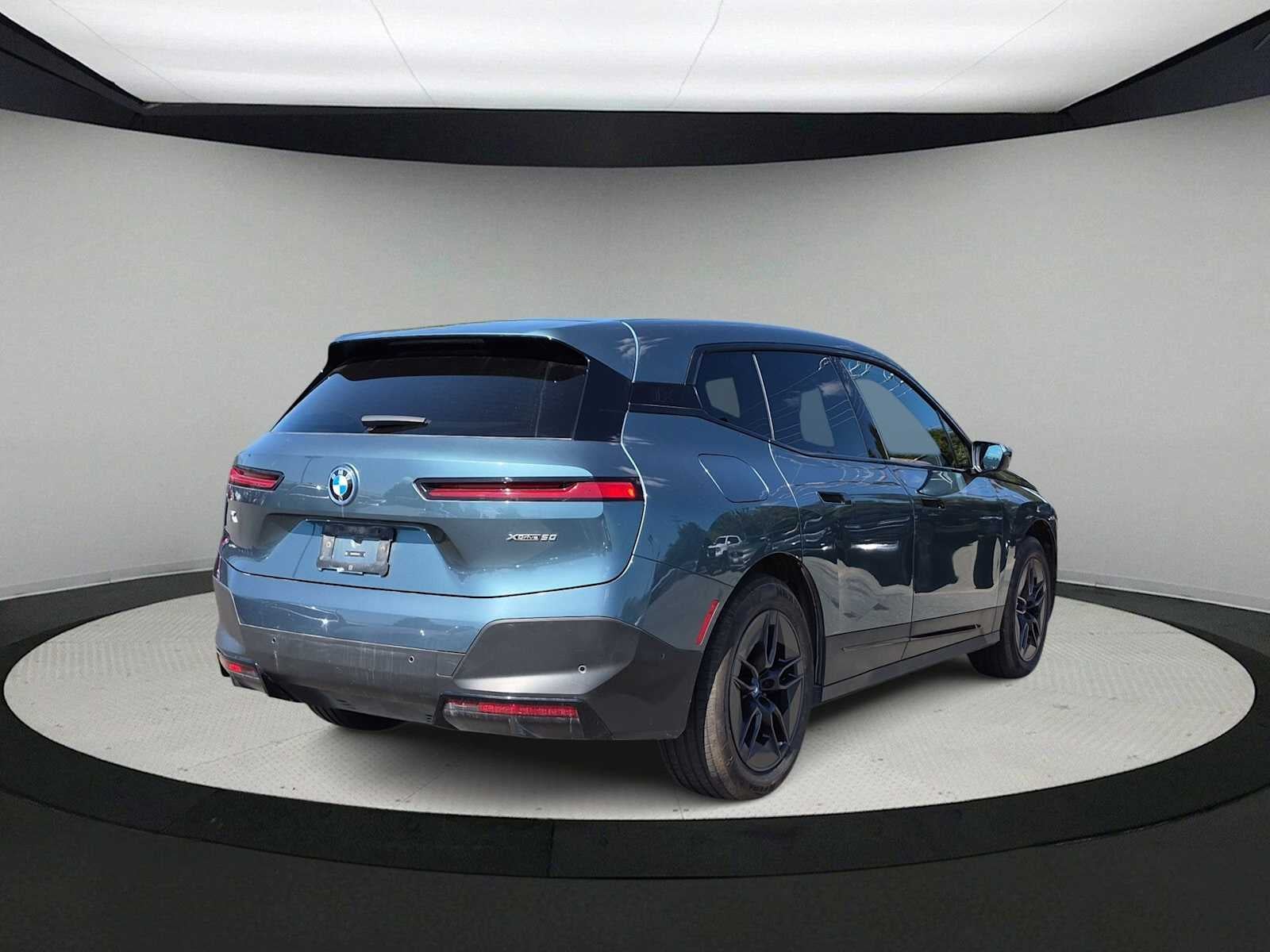 BMW iX xDrive50 2024