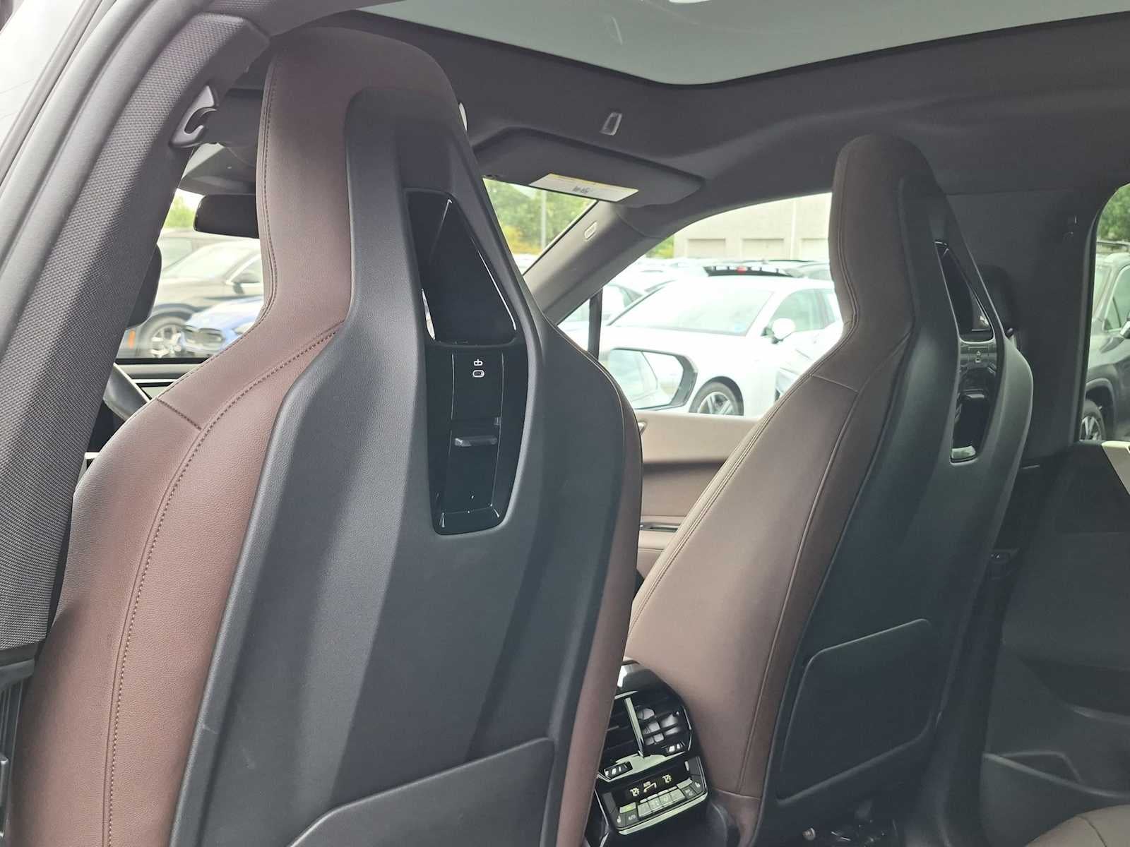 BMW iX xDrive50 2024