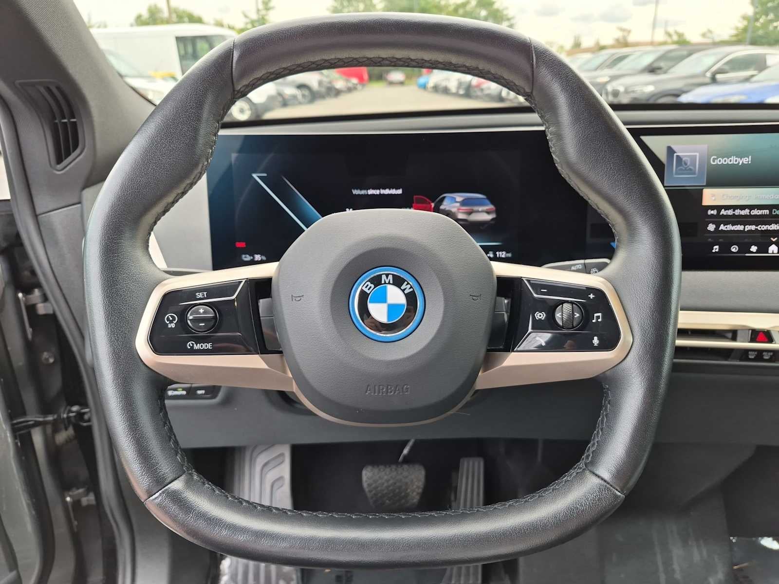 BMW iX xDrive50 2024
