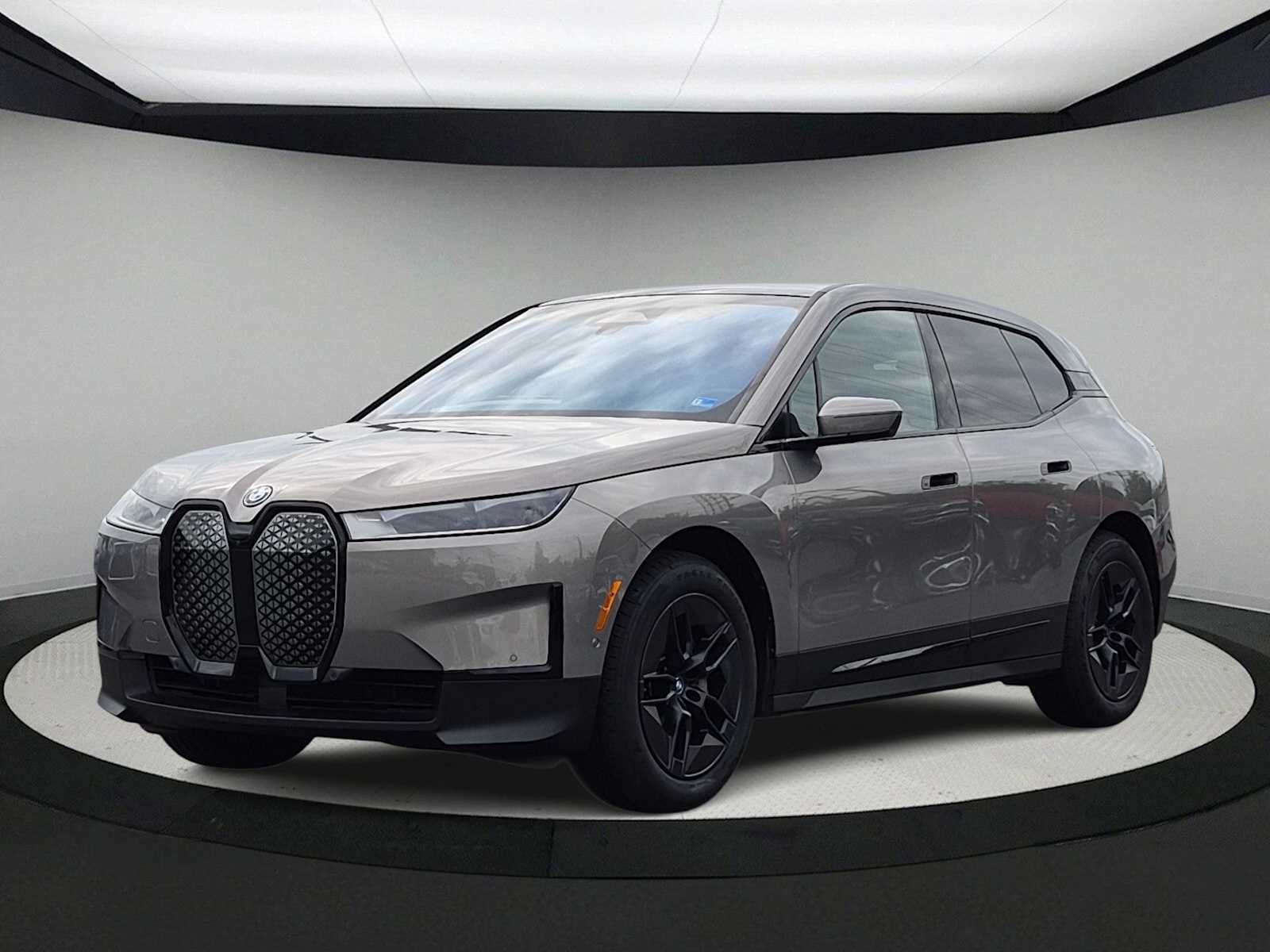 BMW iX xDrive50 2024