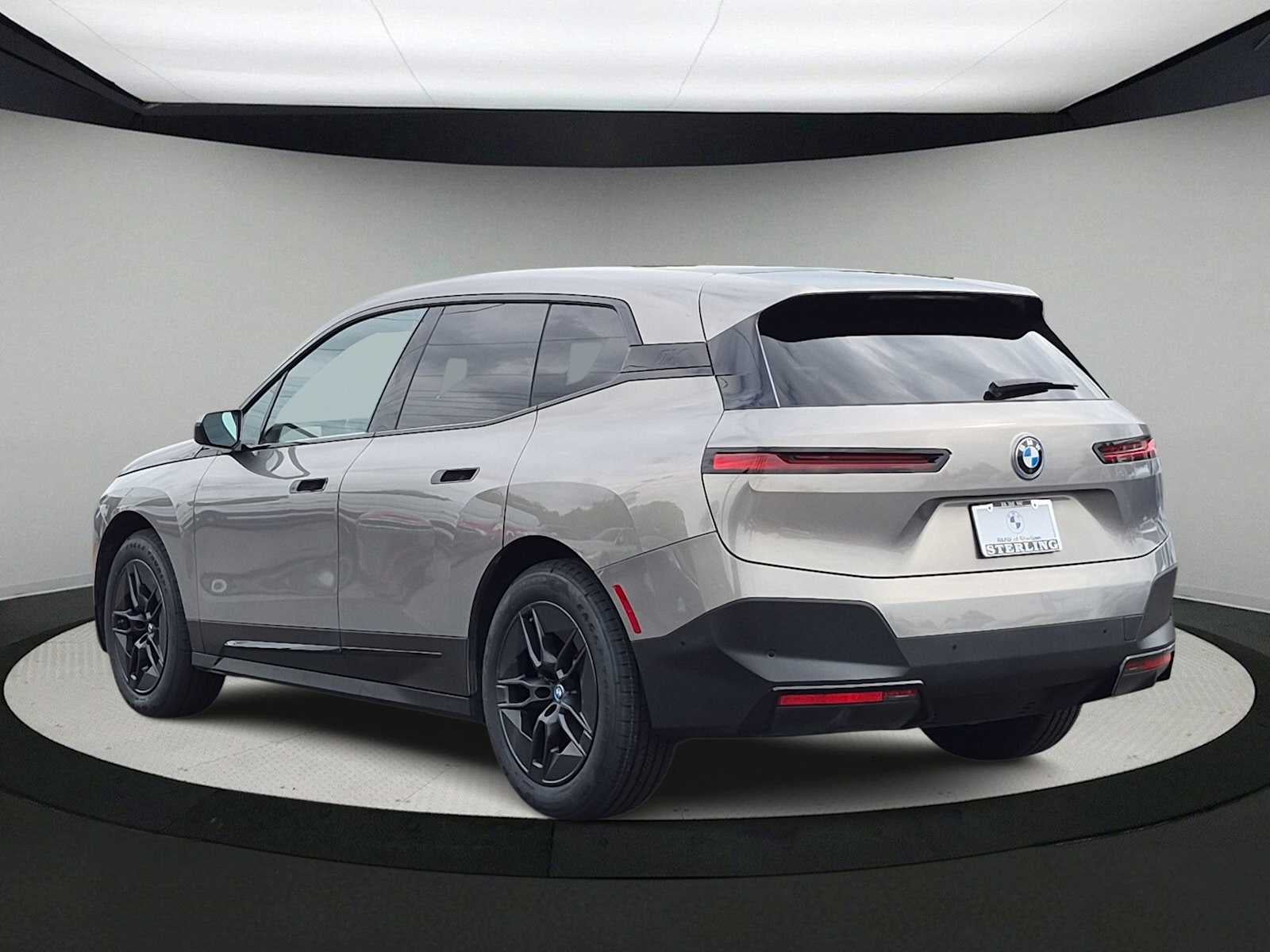 BMW iX xDrive50 2024