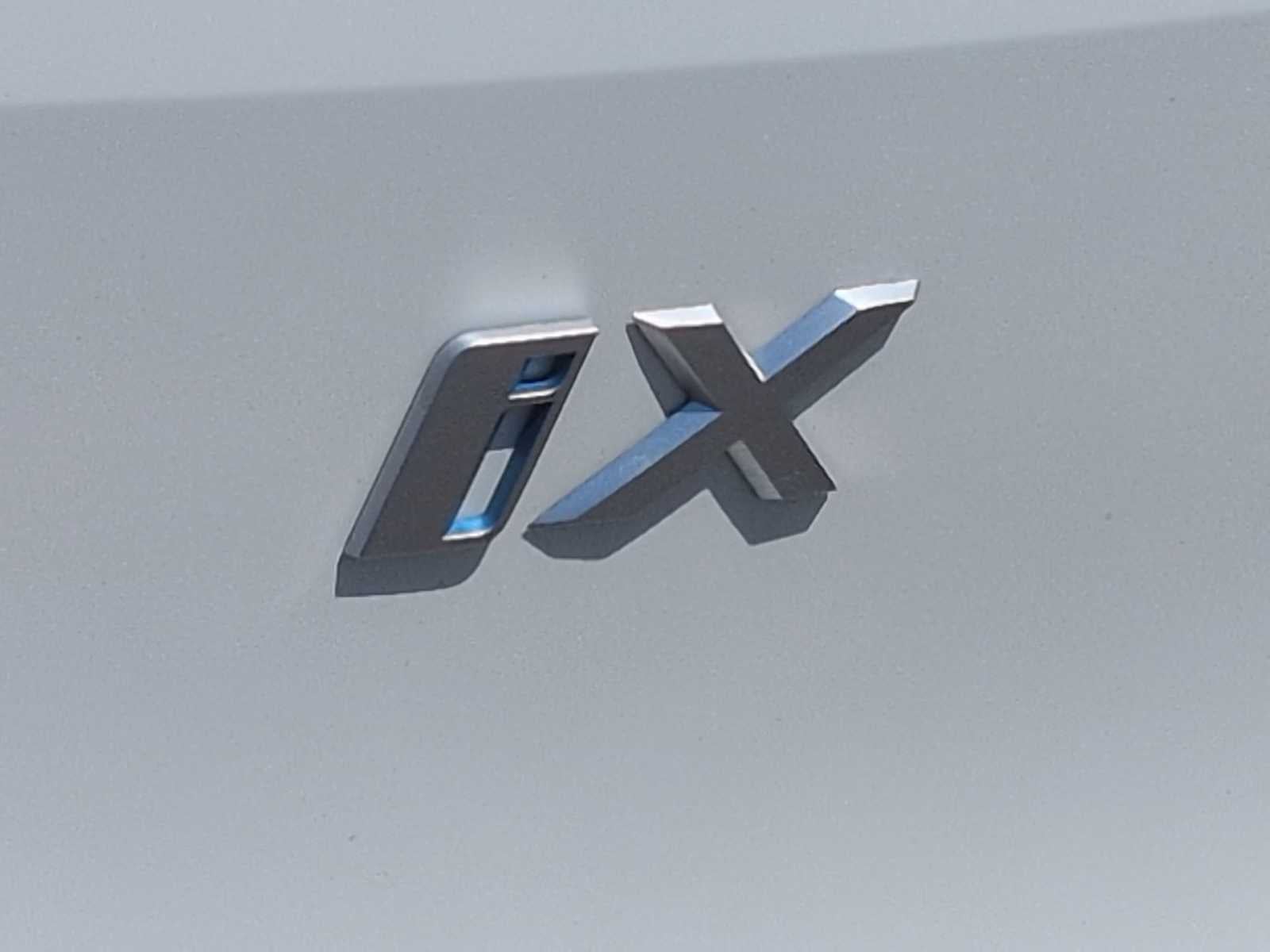 BMW iX xDrive50 2024