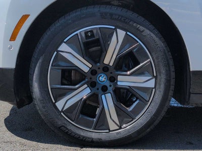BMW iX xDrive50 2024