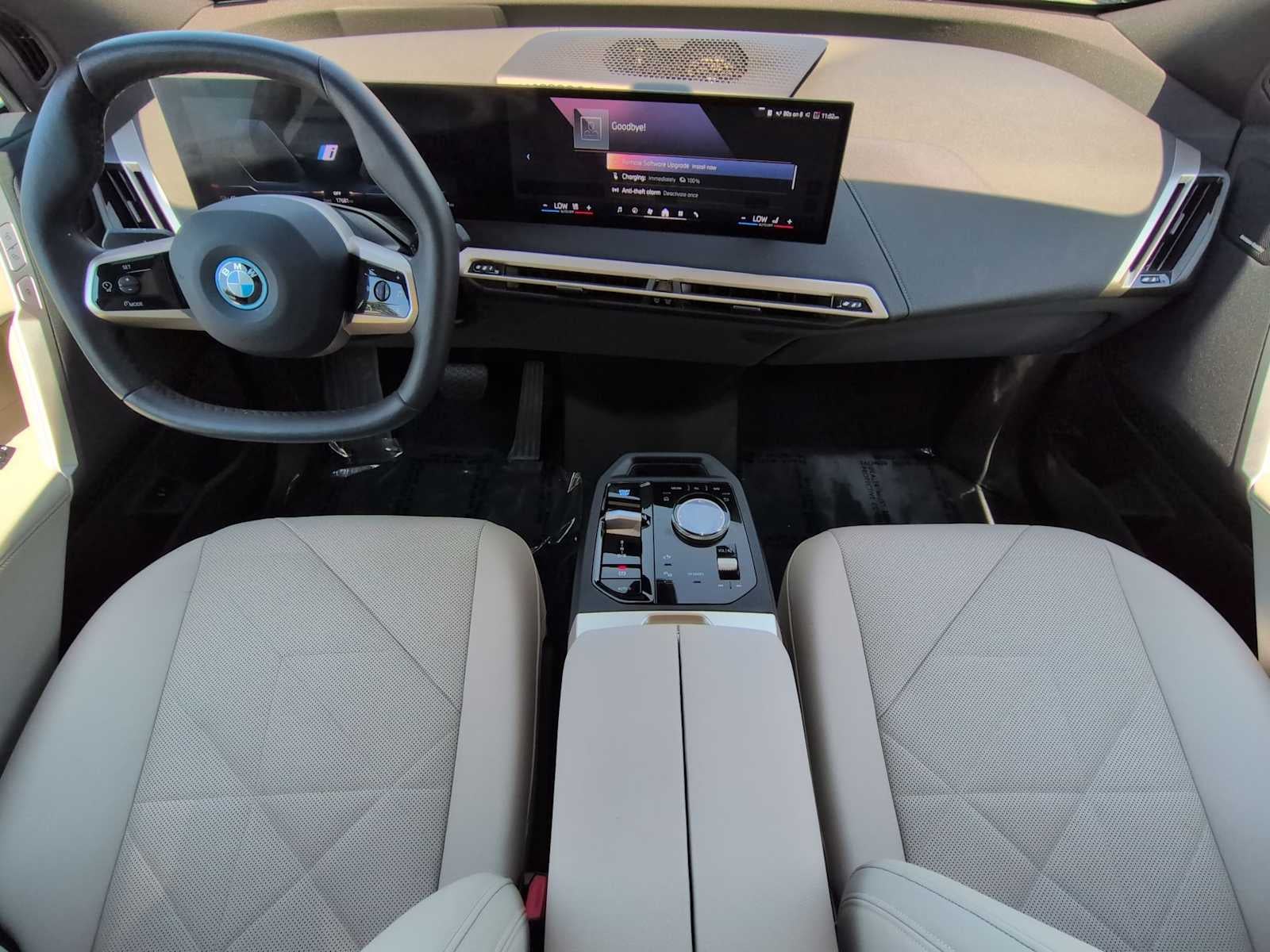 BMW iX xDrive50 2024
