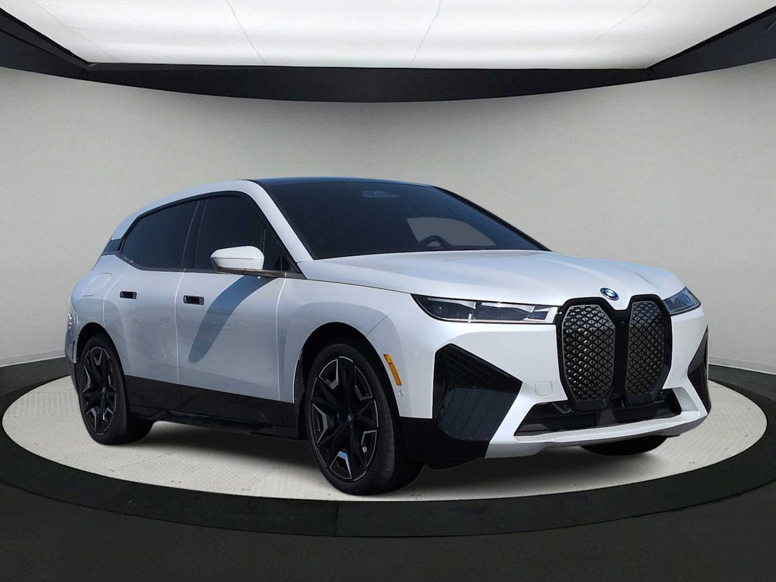 2025 BMW iX M60