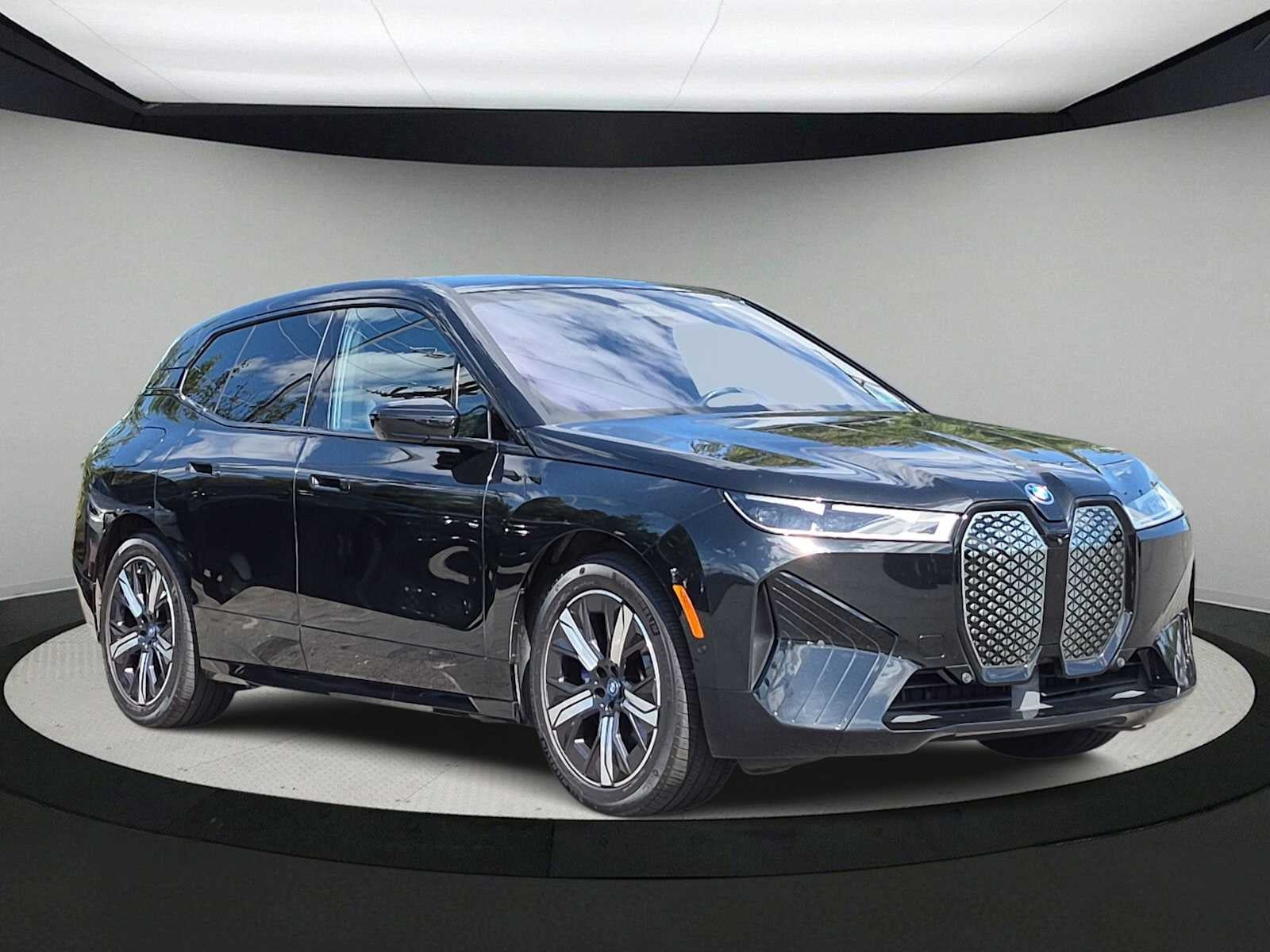 2023 BMW iX M60