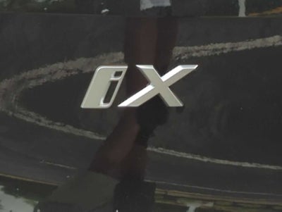 BMW iX xDrive60 2026