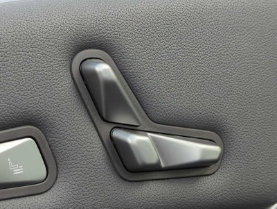 BMW iX xDrive60 2026