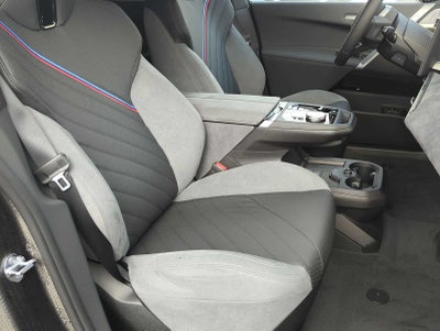 BMW iX xDrive60 2026
