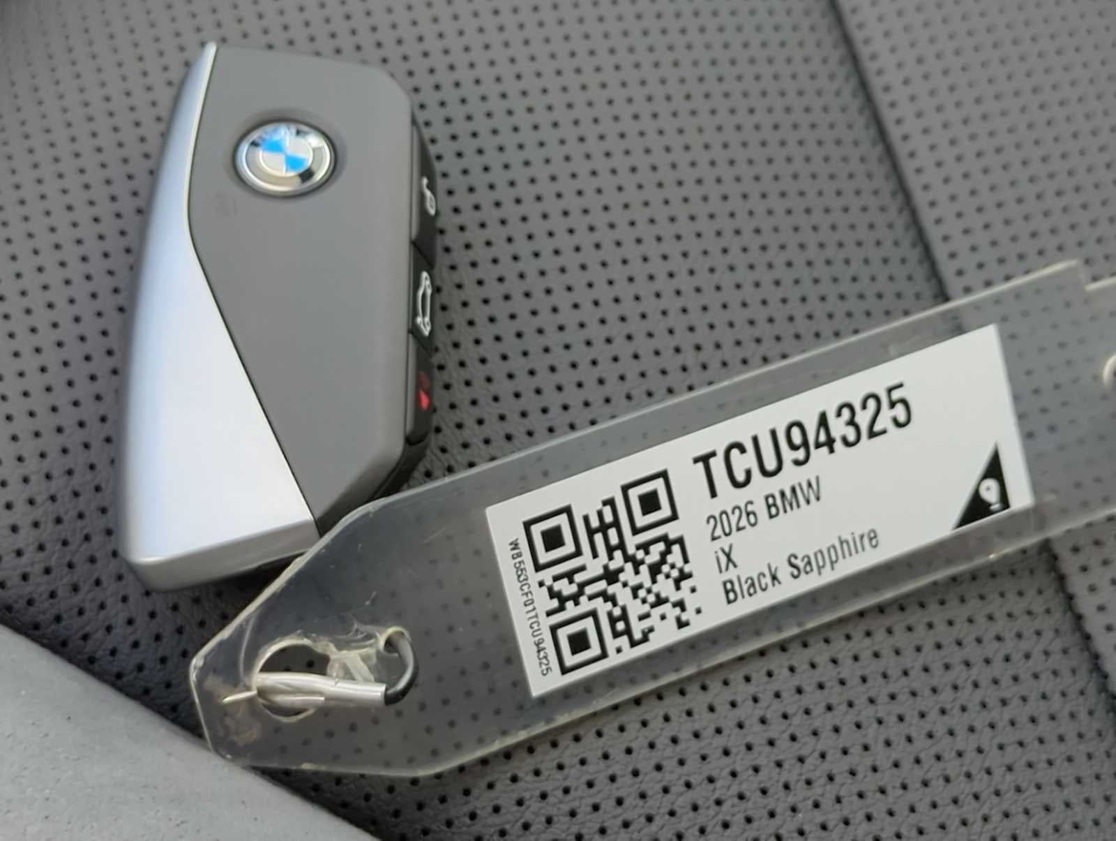 BMW iX xDrive60 2026