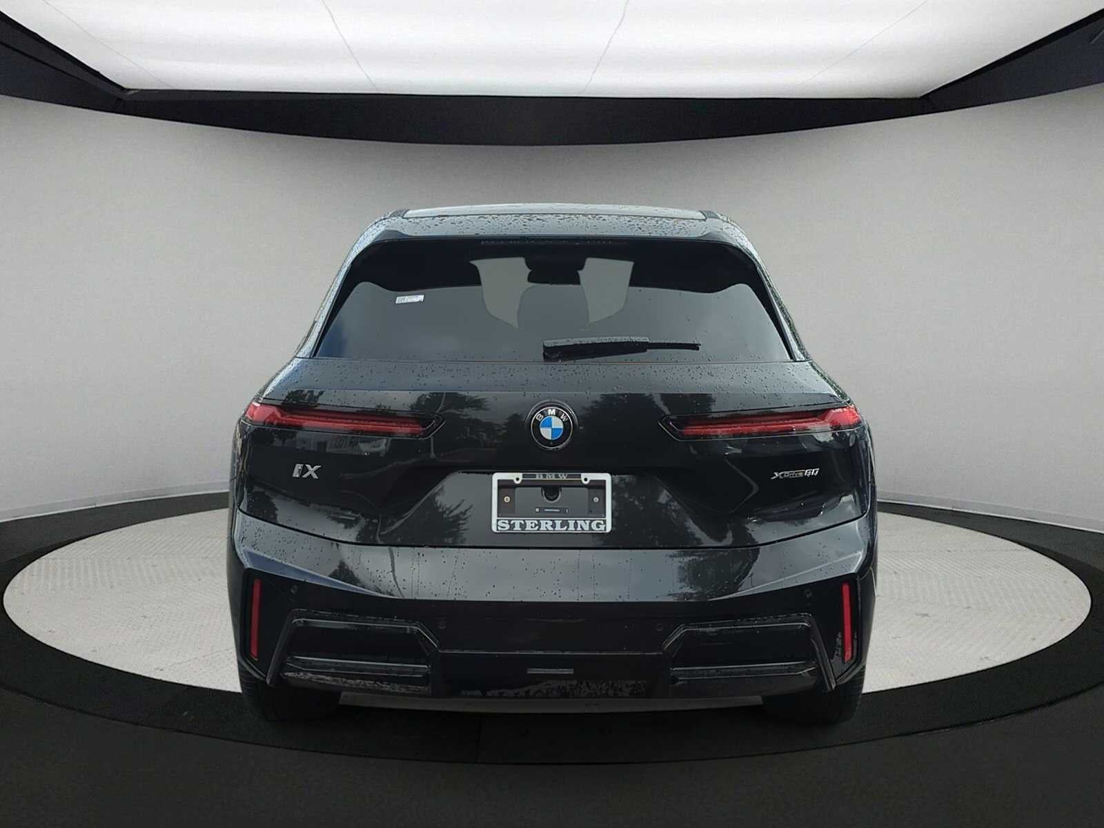 BMW iX xDrive60 2026