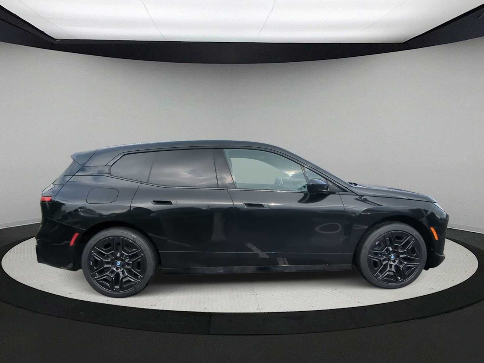 BMW iX xDrive60 2026