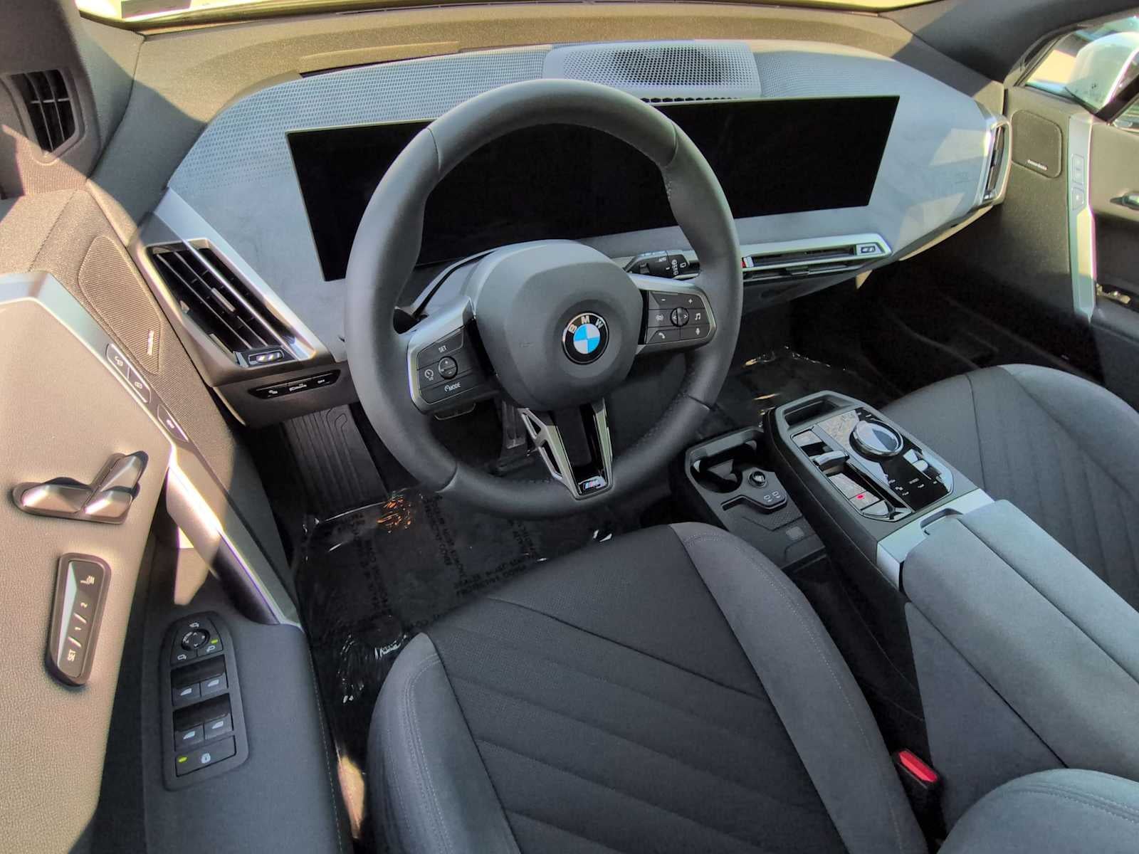 BMW iX xDrive60 2026