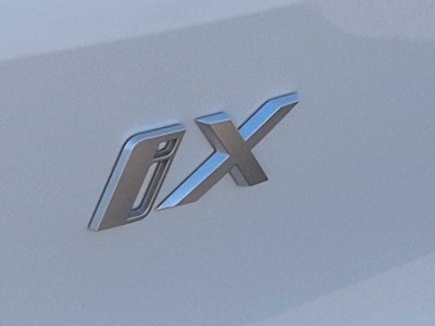 BMW iX xDrive60 2026