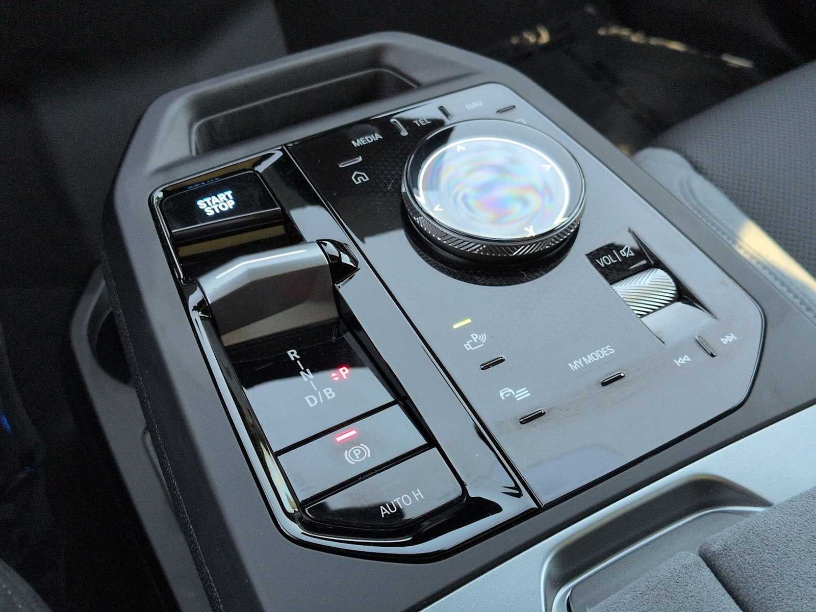 BMW iX xDrive60 2026