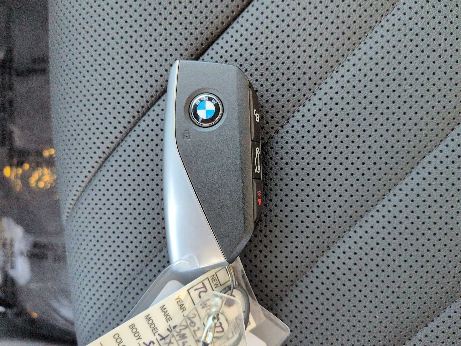 BMW iX xDrive60 2026