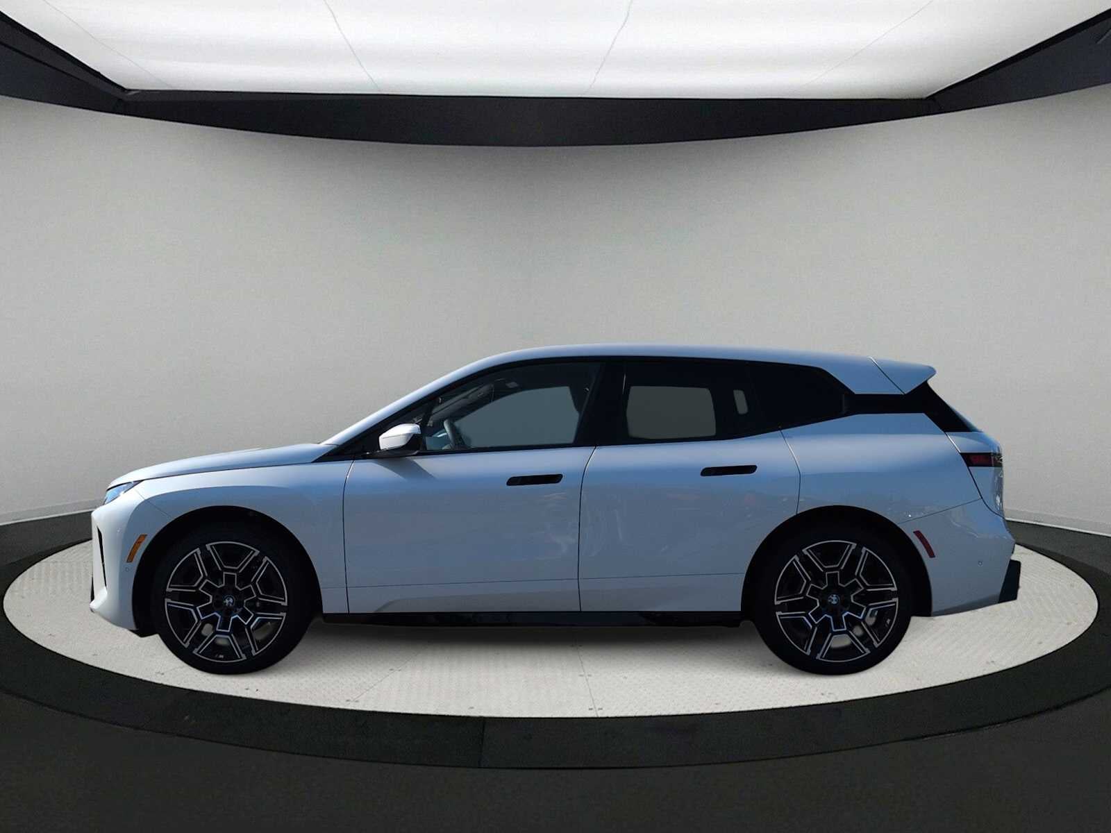 BMW iX xDrive60 2026