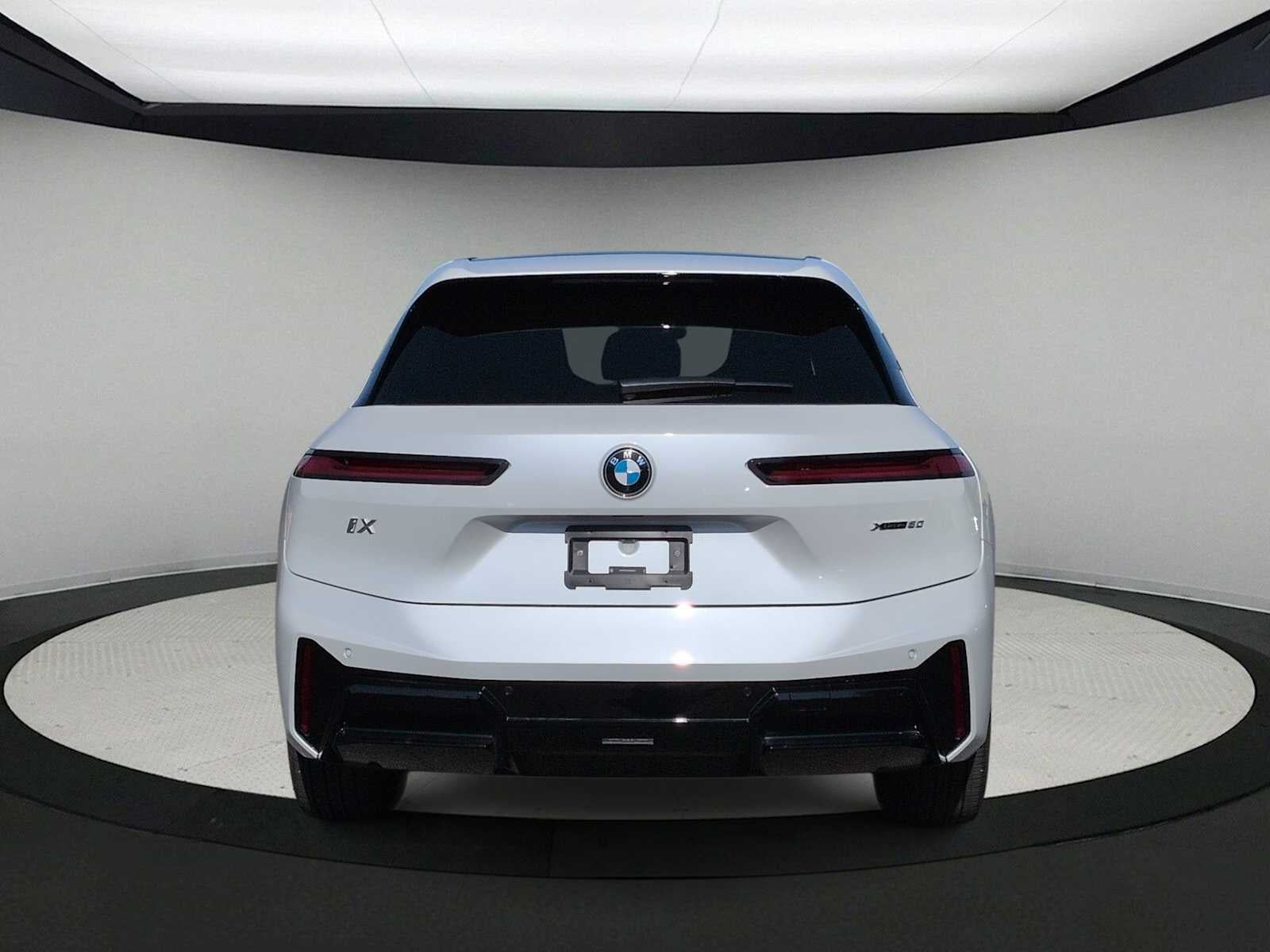 BMW iX xDrive60 2026